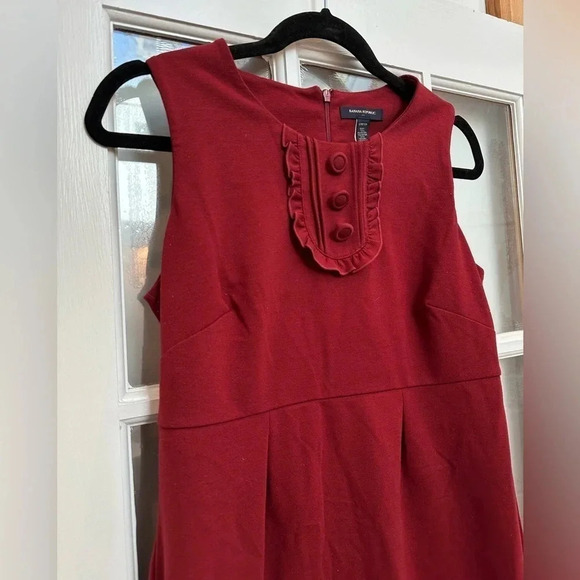 Vintage Banana Republic Sleeveless Burgundy Knit Sheath Dress Pockets Size 6 S - Picture 2 of 10